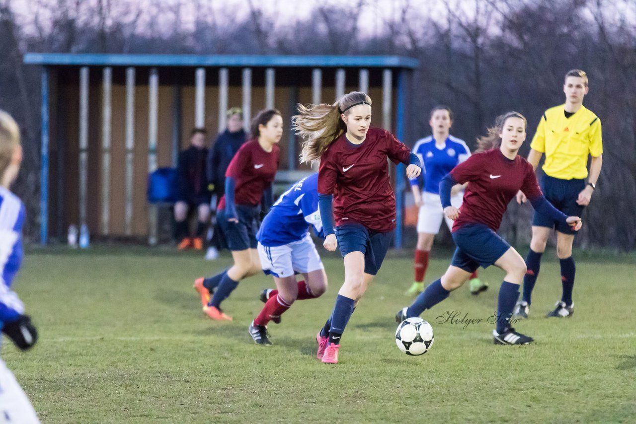 Bild 85 - wBJ Krummesser SV - Holstein Kiel : Ergebnis: 0:3